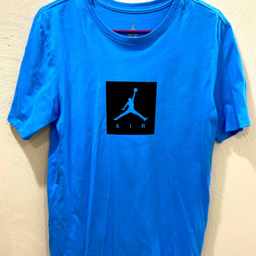 Mens Jordan shirt